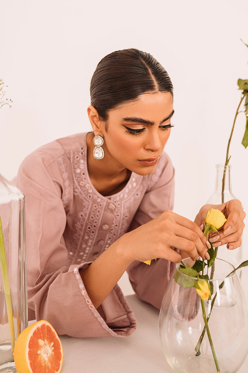 FLORAL OASIS-LAWN 2 PIECE