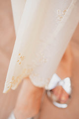 WHITE SWAN 3