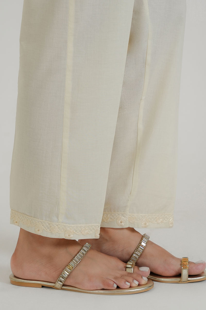EMBROIDERED FITTED PANTS 3