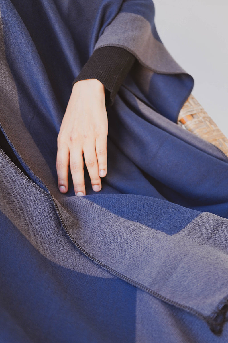 NIGHT SKY CAPE SHAWL