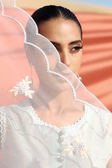 FLORAL TALE-STITCH 3PC: LAWN EMBROIDERED SUIT