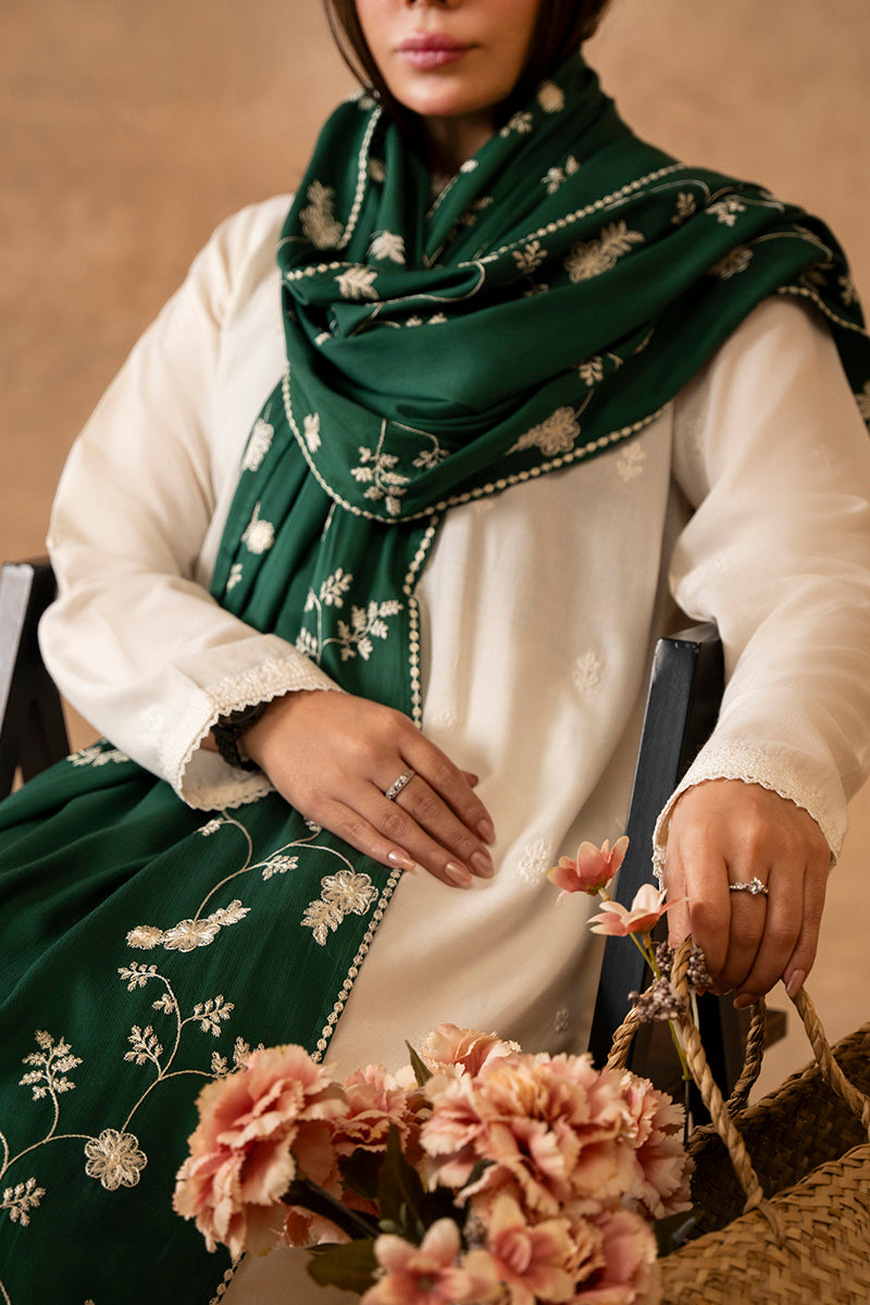 LEAFY EMBROIDERED SHAWL