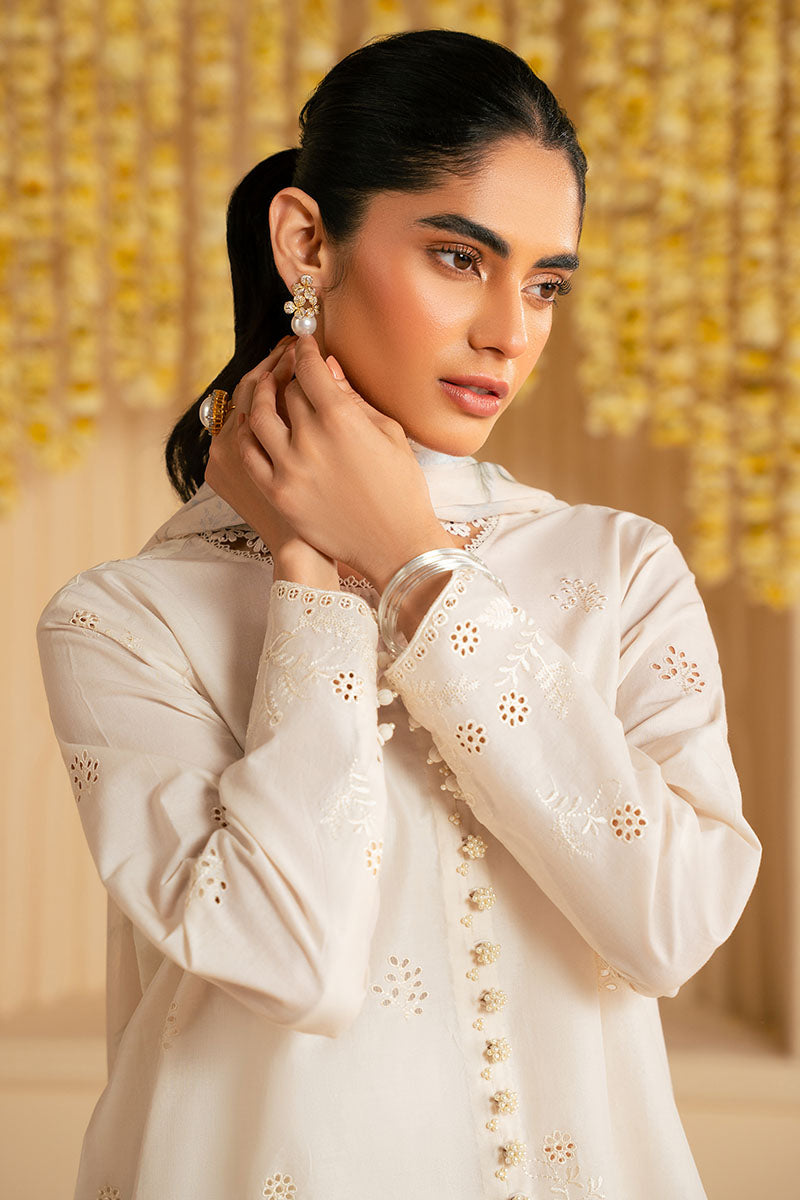 GARDENIA MUSE-3PC CHIKANKARI SUIT
