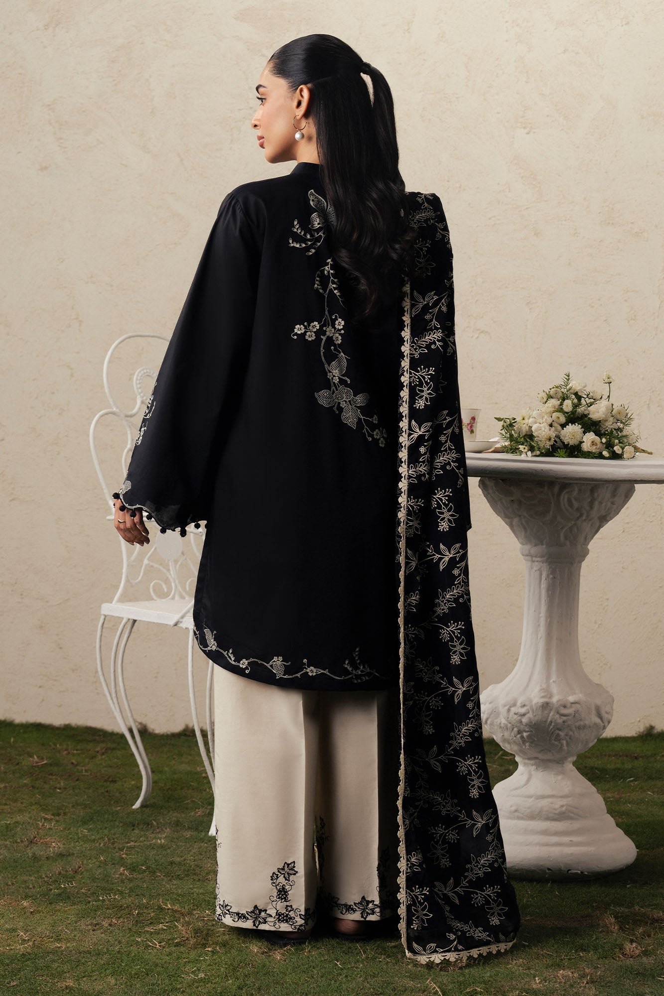 EBONY LACE-3PC PRINTED SUIT