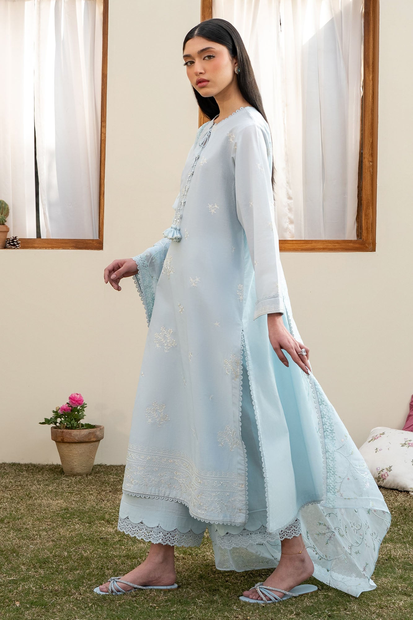 FROSTED MIST-3PC EMBROIDERED LAWN SUIT
