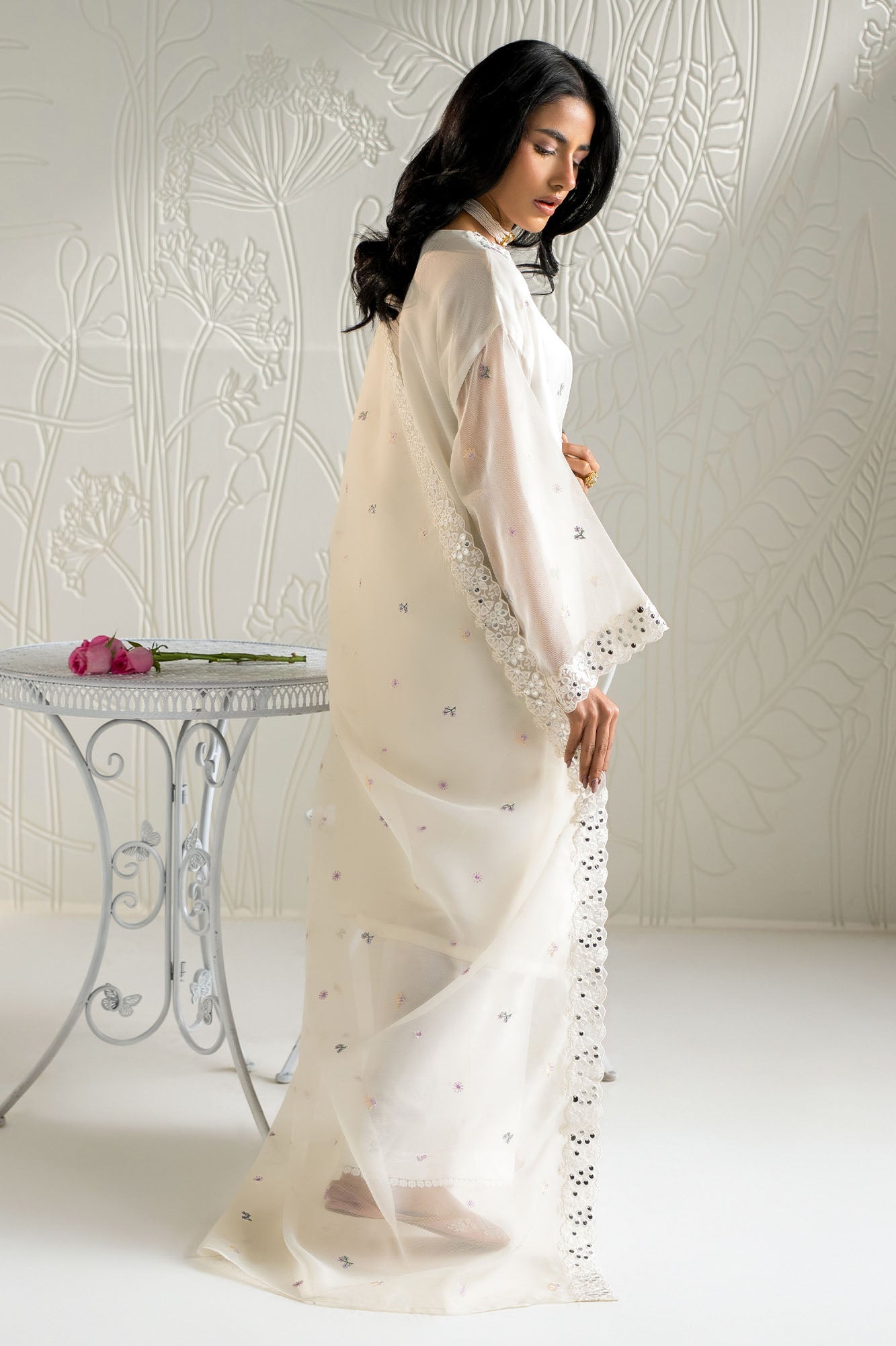 BLOOMING WHITE-2PC (SHIRT & DUPATTA)