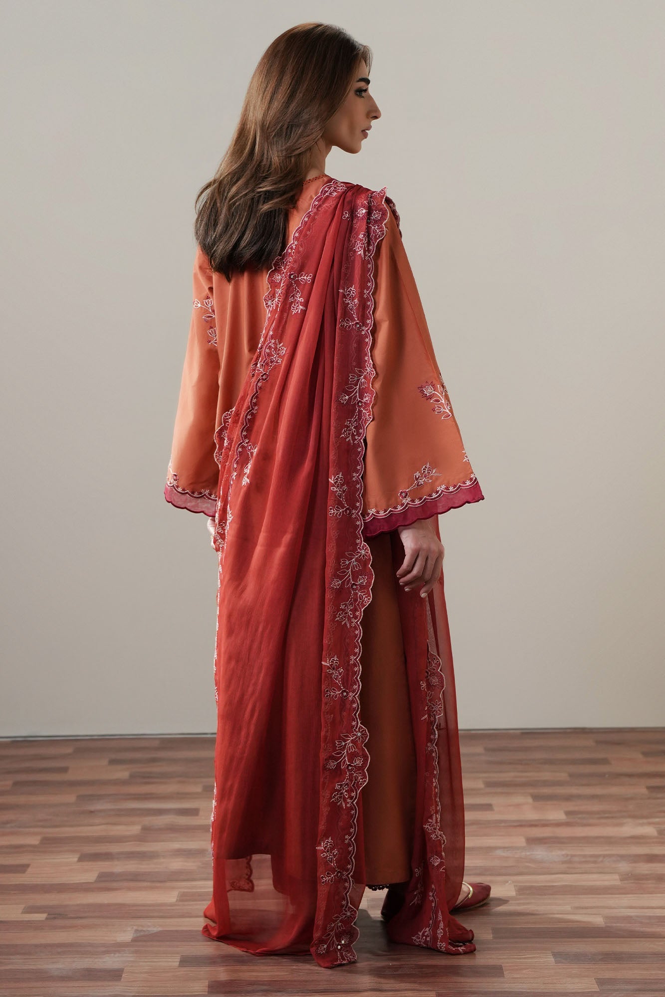 SCARLET EMBER-3PC EMBROIDERED SUIT