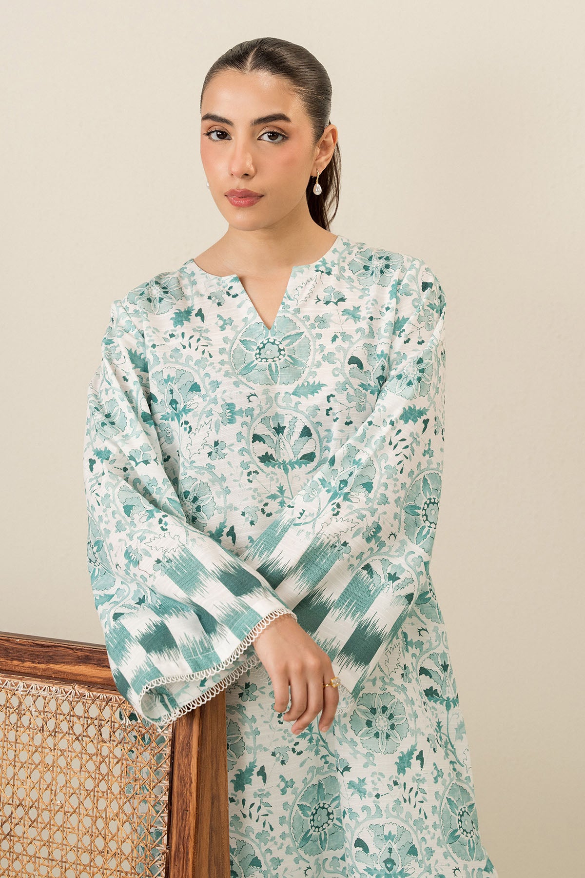 MINT COLD-2PC KHADDAR PRINTED SUIT