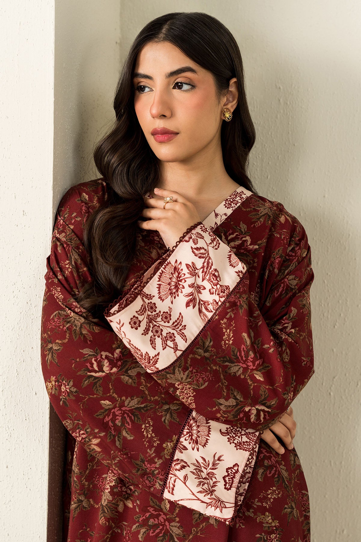 FLORAL SYMPHONY-2PC LINEN PRINTED SUIT