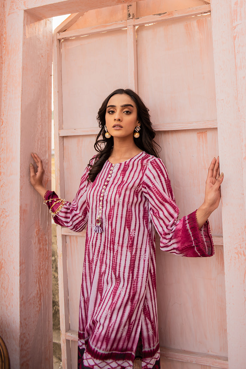 VIBRANT IMPRESSION PRINTED SHIRT