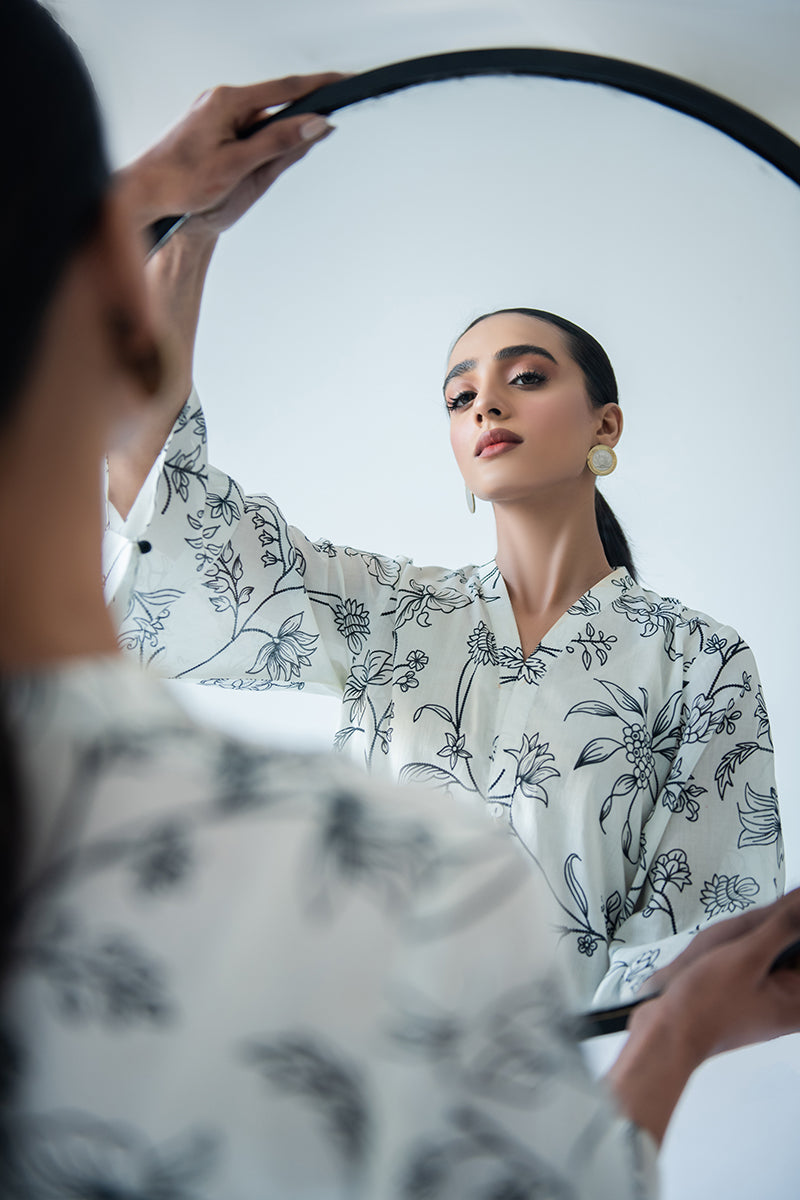 IVORY MAZE DIGITAL PRINTED SHIRT