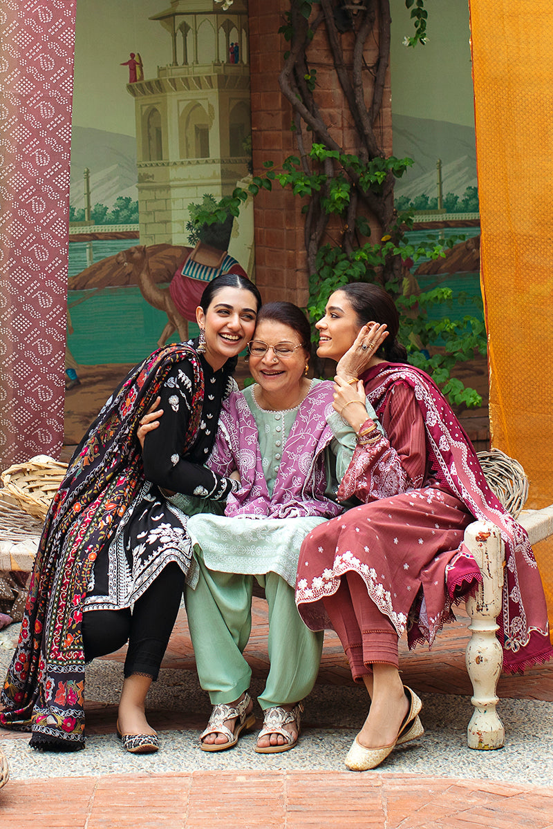 CLASSY ORNATE-3PC-EMBROIDERED LINEN SUIT
