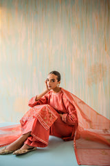 SUNEHRI-3PC (SHIRT, DUPATTA & TROUSER)