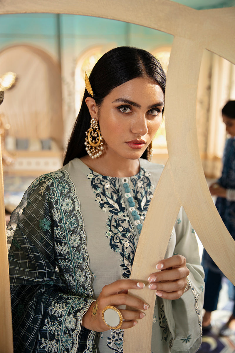 CRADLE ASH - EMBROIDERED LAWN - 3 PCS