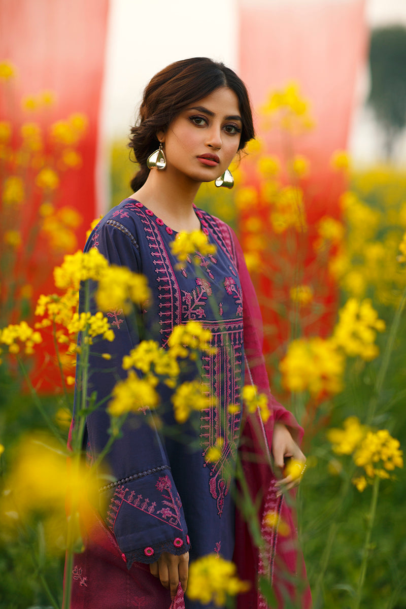 BARGELLO TRACERY - EMBROIDERED LAWN - 3 PCS