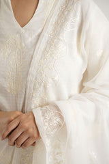 PEARL WHITE