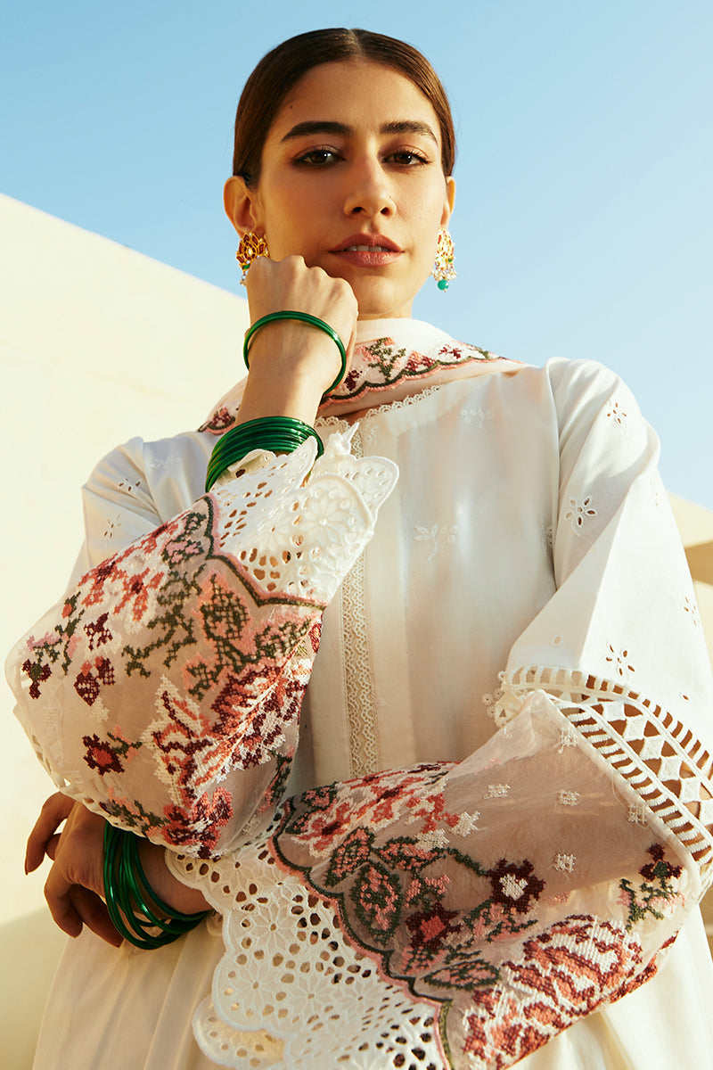 PASTEL PINK-3 PIECE LAWN EMBROIDERED SUIT