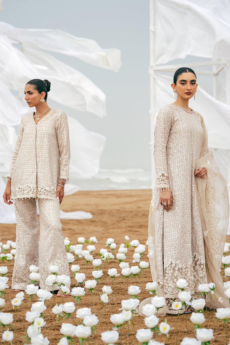 GLAMOUR GLINT-3PC SILK EMBROIDERED PRET
