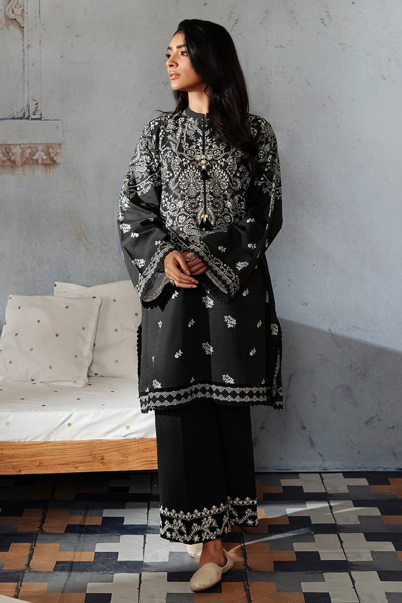 BLACK BREEZE-2PC KHADDAR PRINTED SUIT