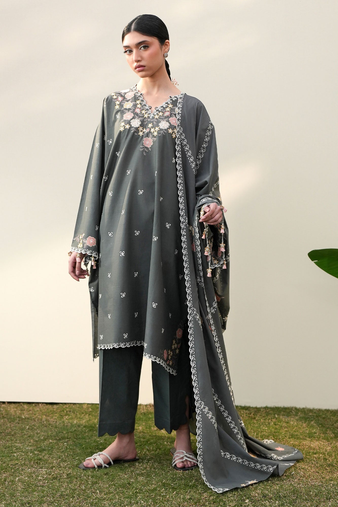 DEEP FOREST-3PC EMBROIDERED LAWN SUIT