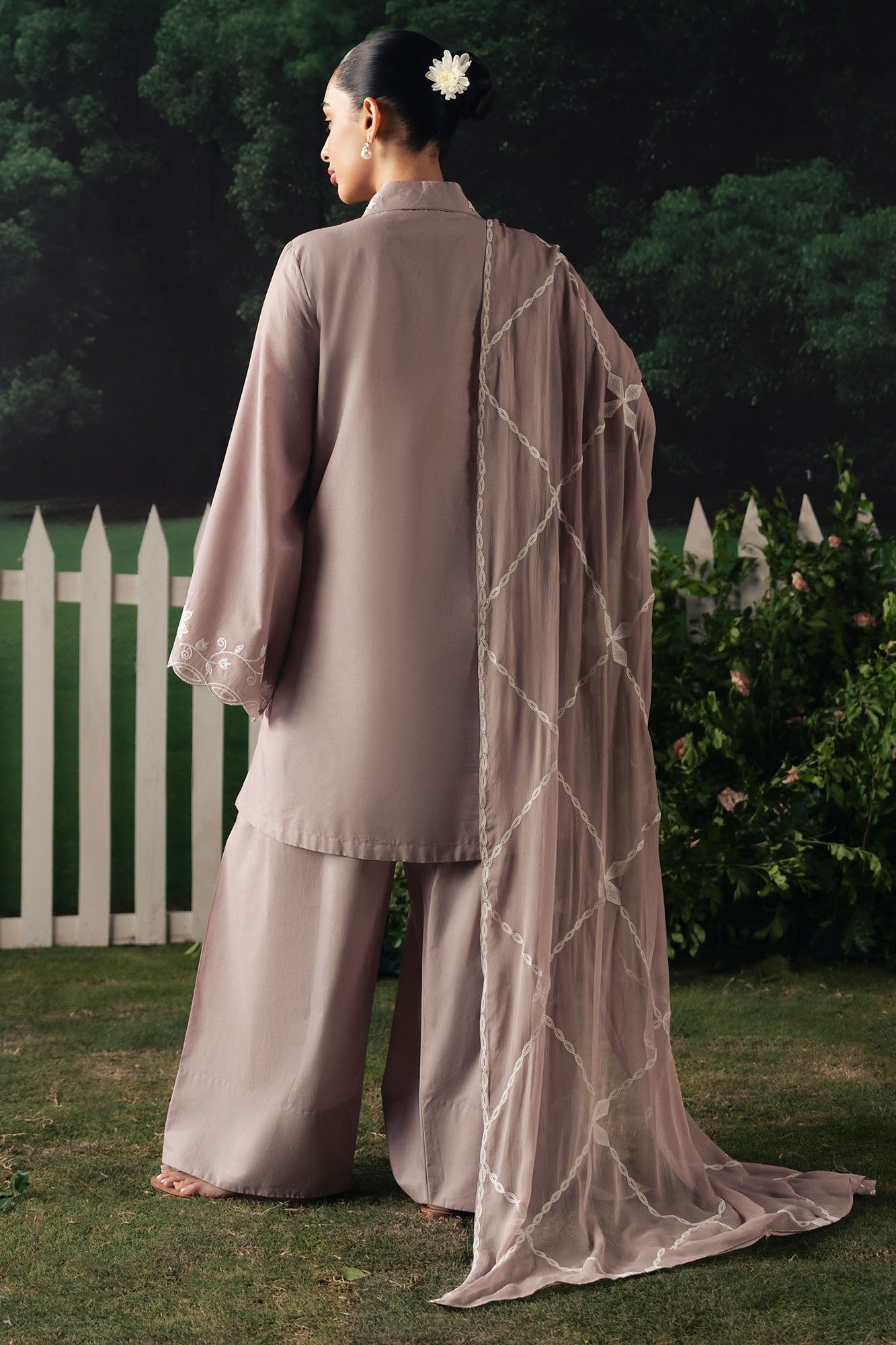 MAUVE WHISPER-3PC EMBROIDERED SUIT