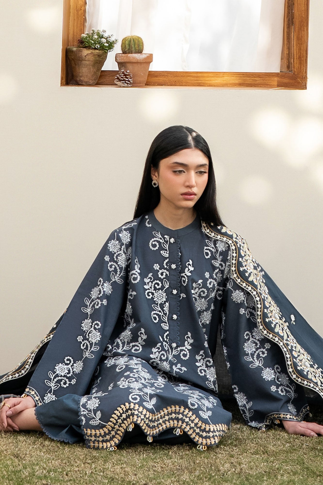 OMBRE BLUE-3PC EMBROIDERED LAWN SUIT