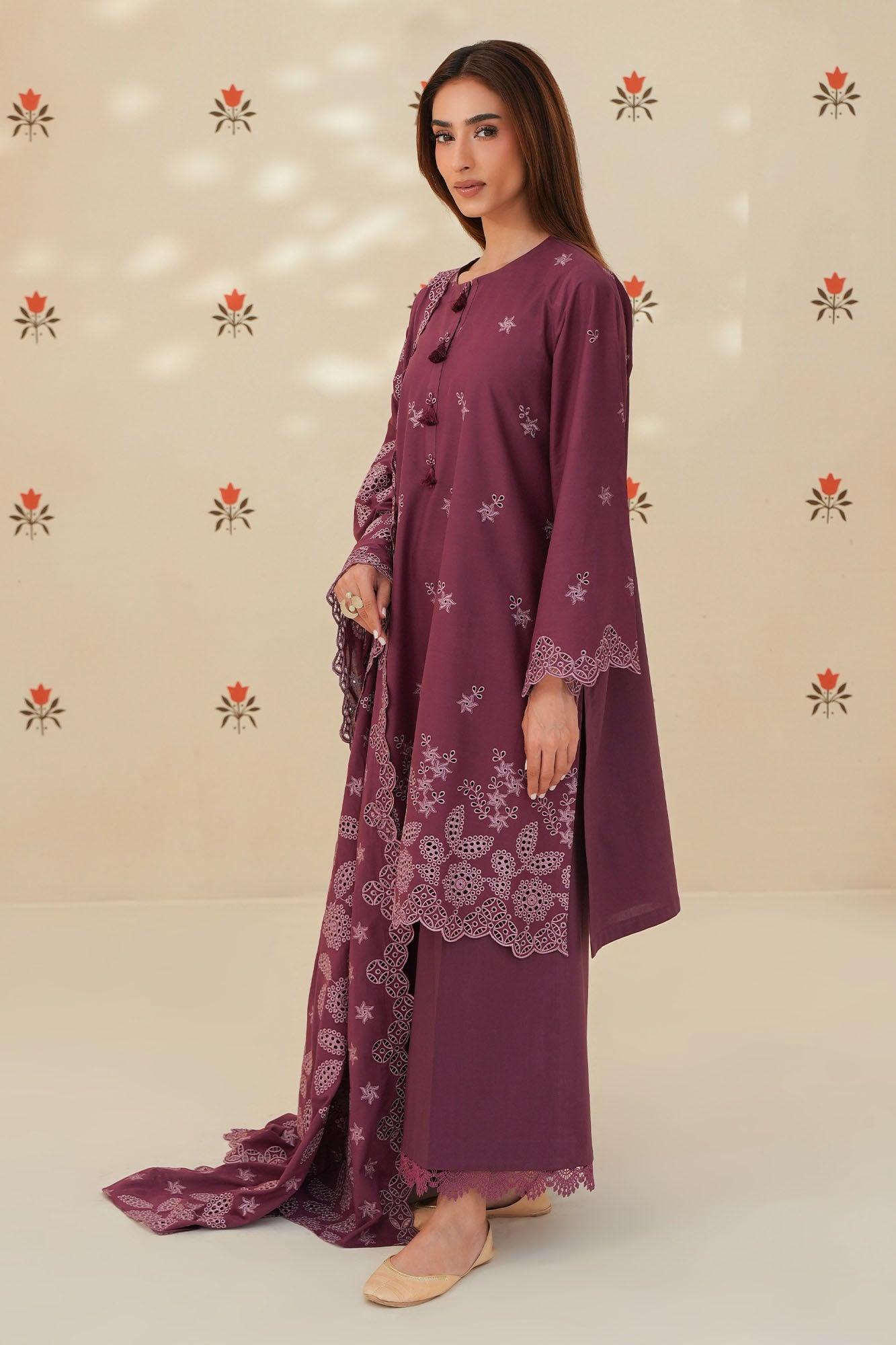 PLUM LUXE-3PC CHIKANKARI SUIT