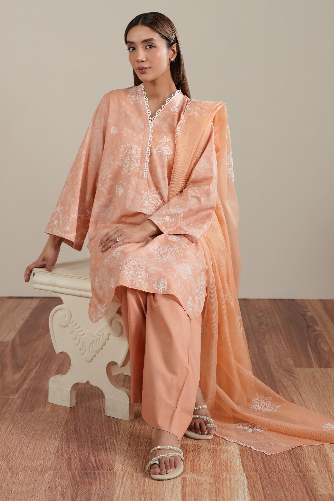 FLORAI CANVAS-2PC (SHIRT & DUPATTA)