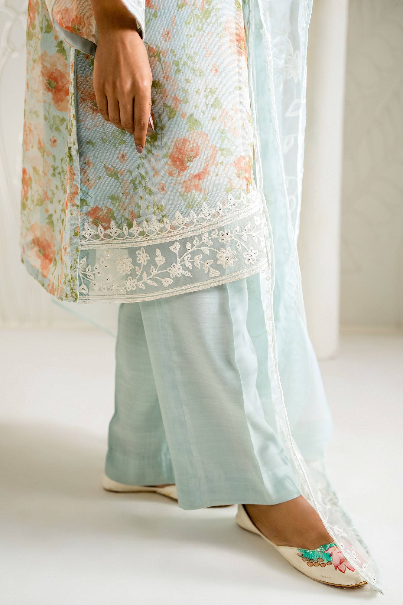 SERENE FLORALS-2PC (SHIRT & DUPATTA)