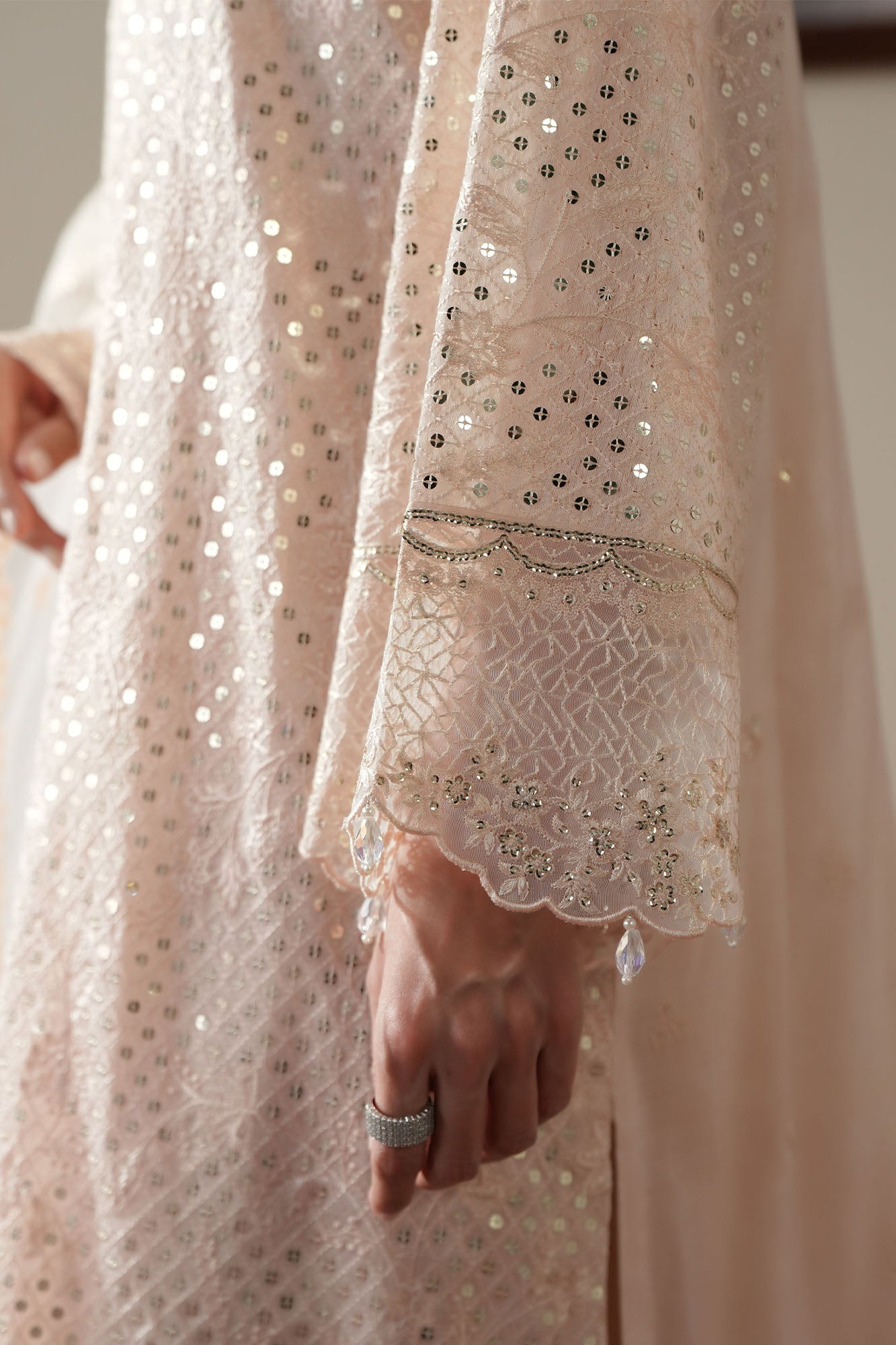 LUNAR IVORY -4PC SILK EMBROIDERED SUIT