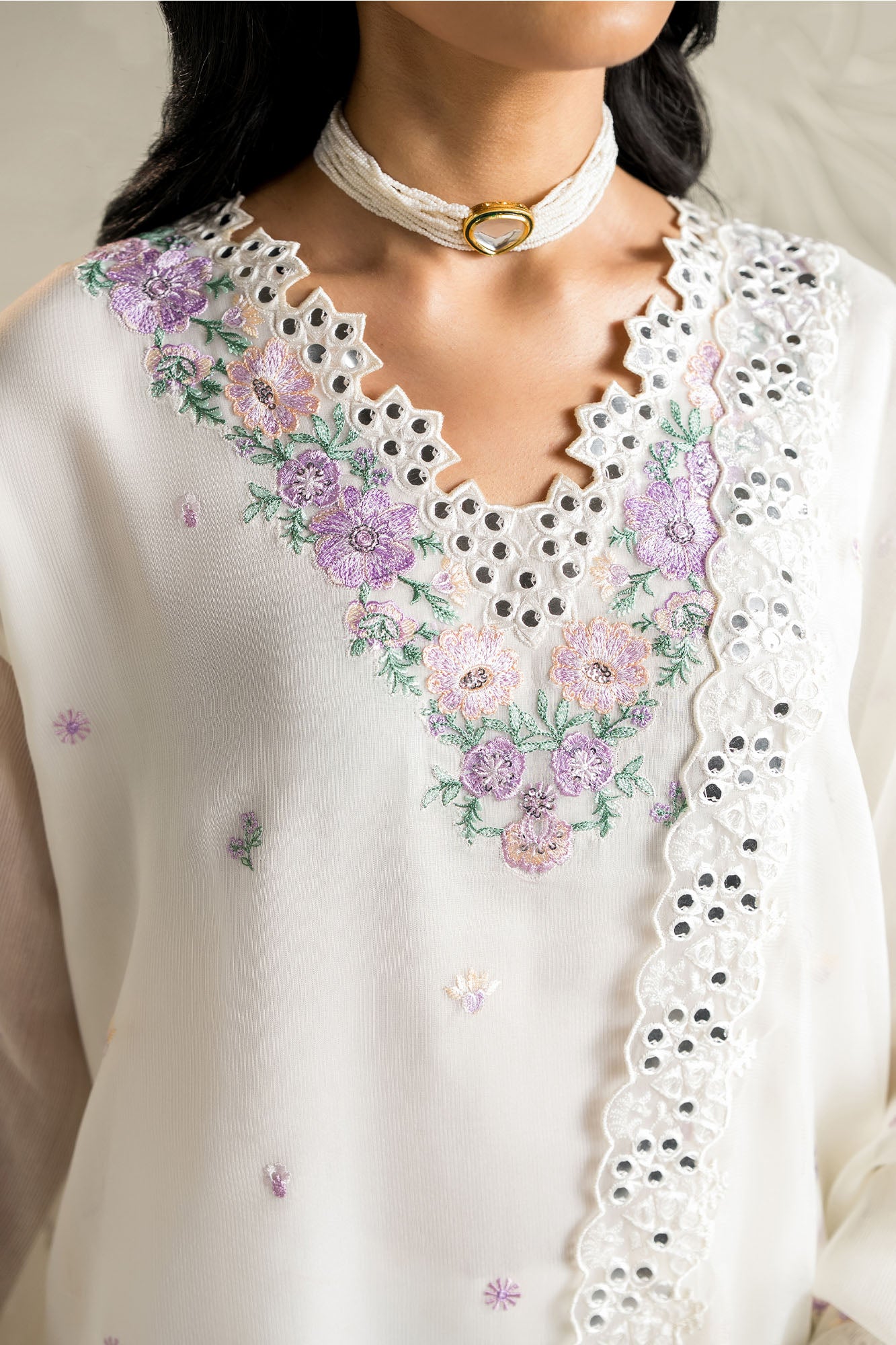 BLOOMING WHITE-2PC (SHIRT & DUPATTA)