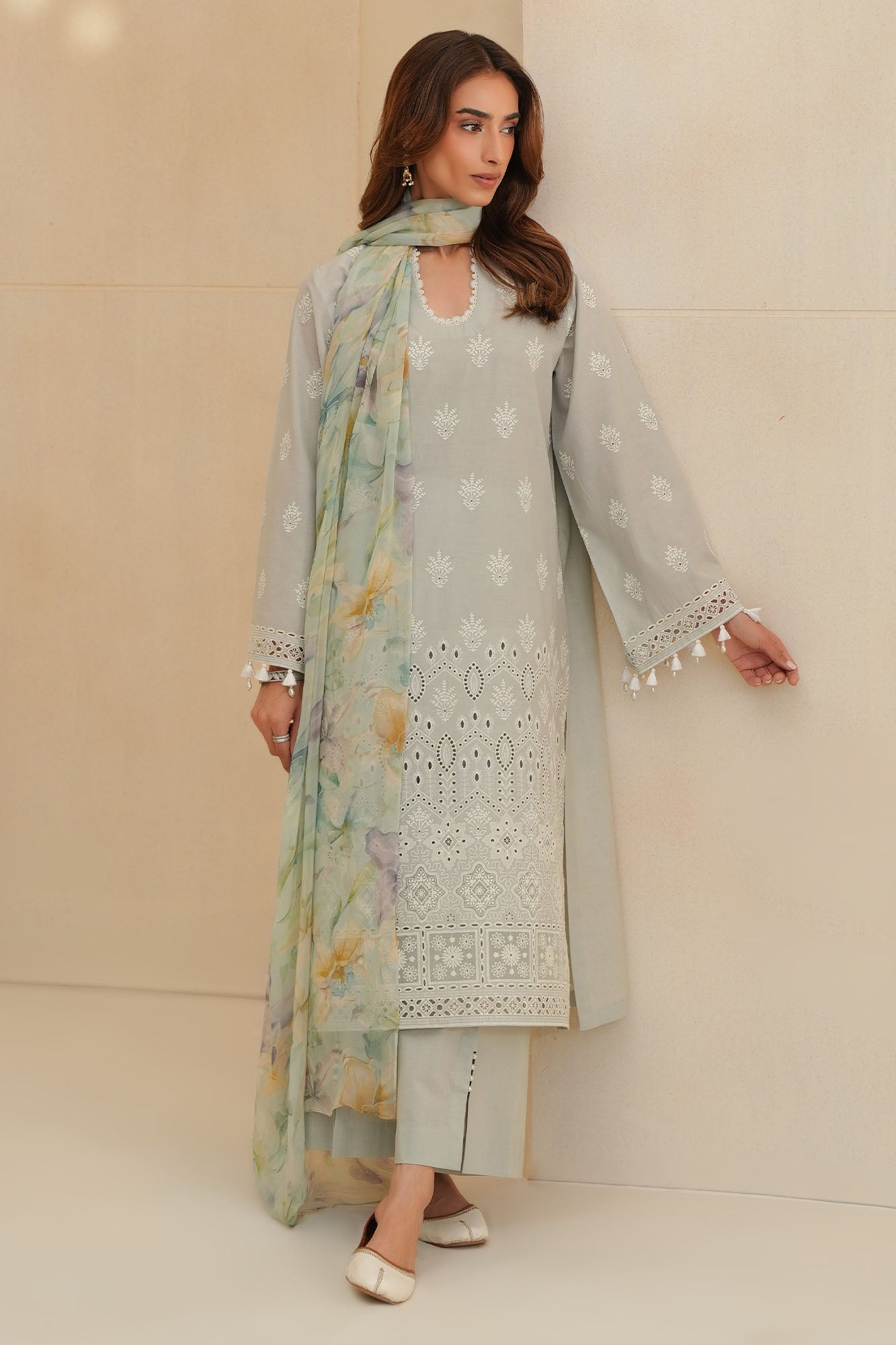 ARCTIC ICE-3PC CHIKANKARI SUIT
