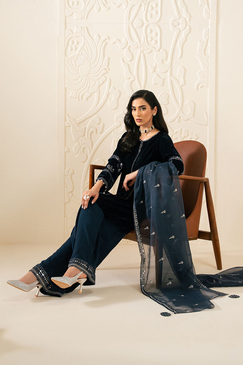 SAPPHIRE WHISPER-3PC VELVET EMBROIDERED PRET