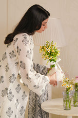 IKAT ESSENCE-3 PIECE PRINTED LAWN SUIT