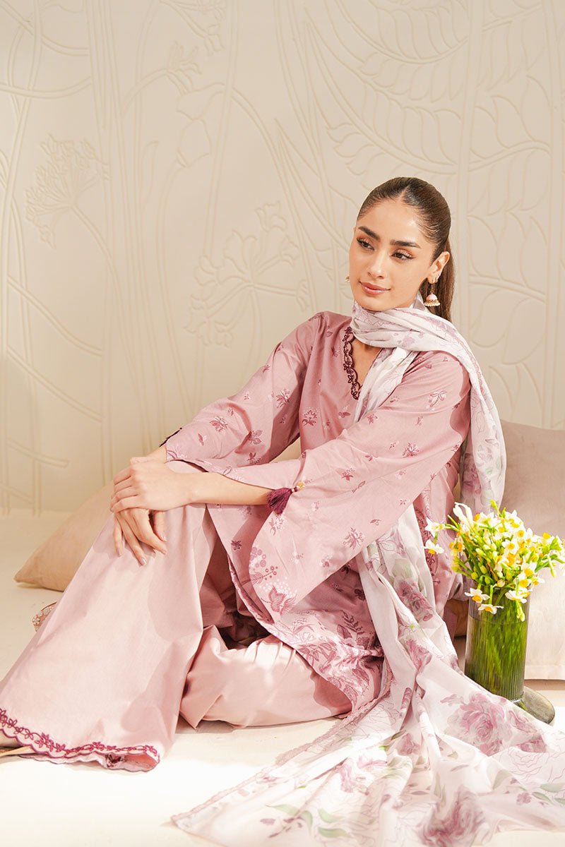 FLORAL BLUSH-3 PIECE PRINTED LAWN SUIT