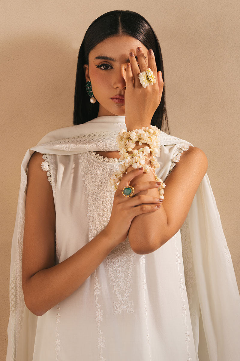 MISTY GREEN- 3PC EMBROIDERED LAWN SUIT