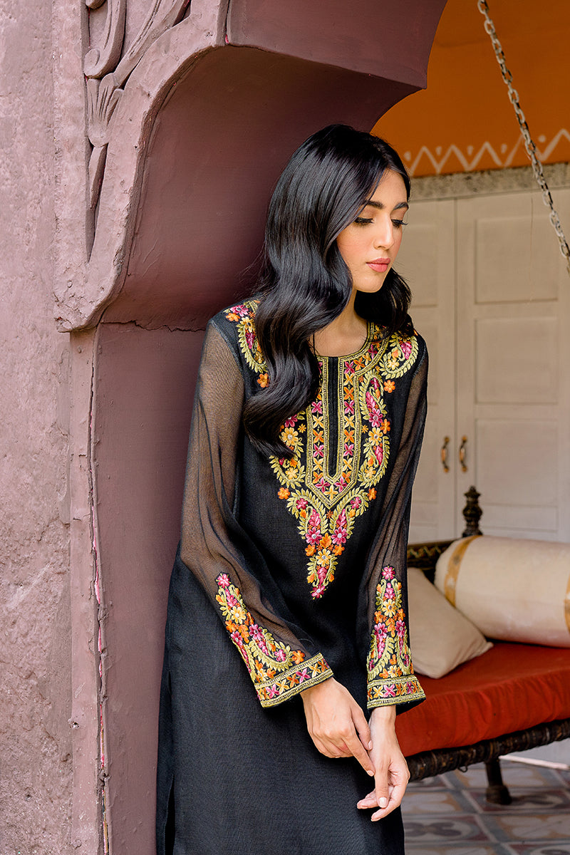 RAVEN KASH - EMBROIDERED SHIRT