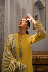 SUMMER BLOOM-2PC (SHIRT & DUPATTA)