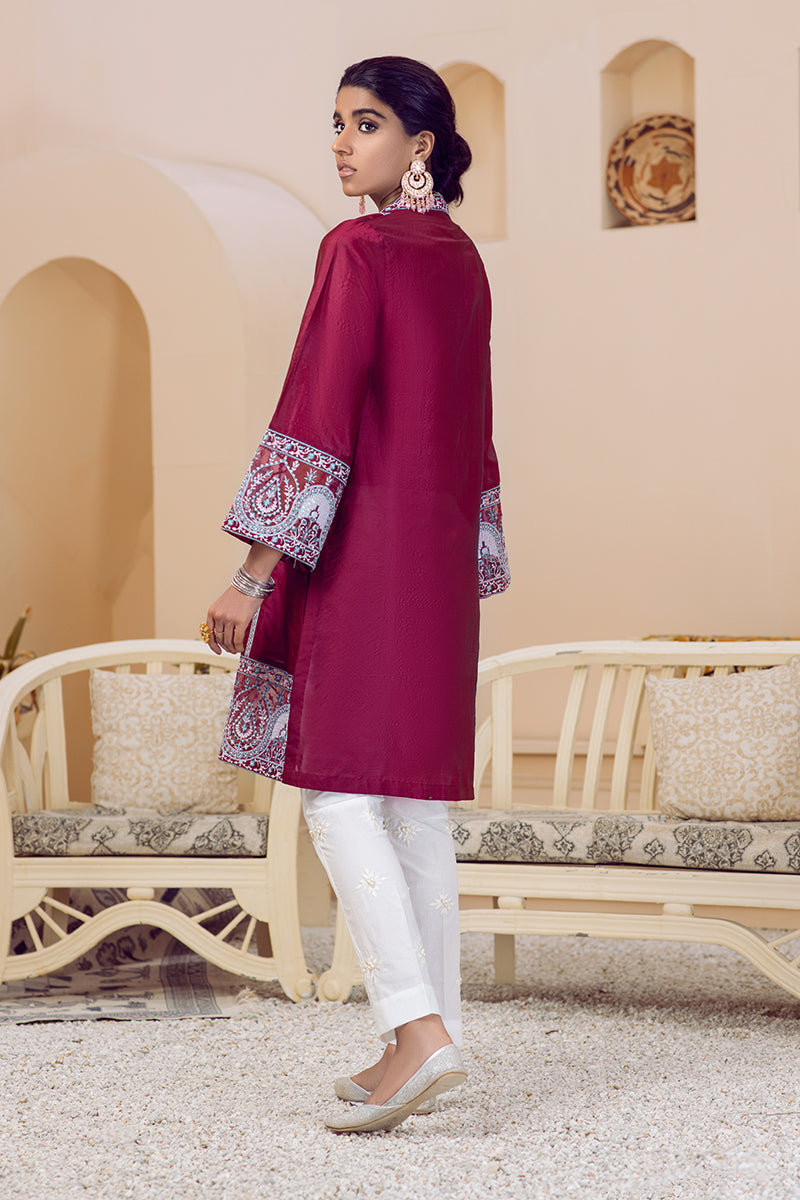 MAGENTA BLOOM EMBROIDERED SHIRT