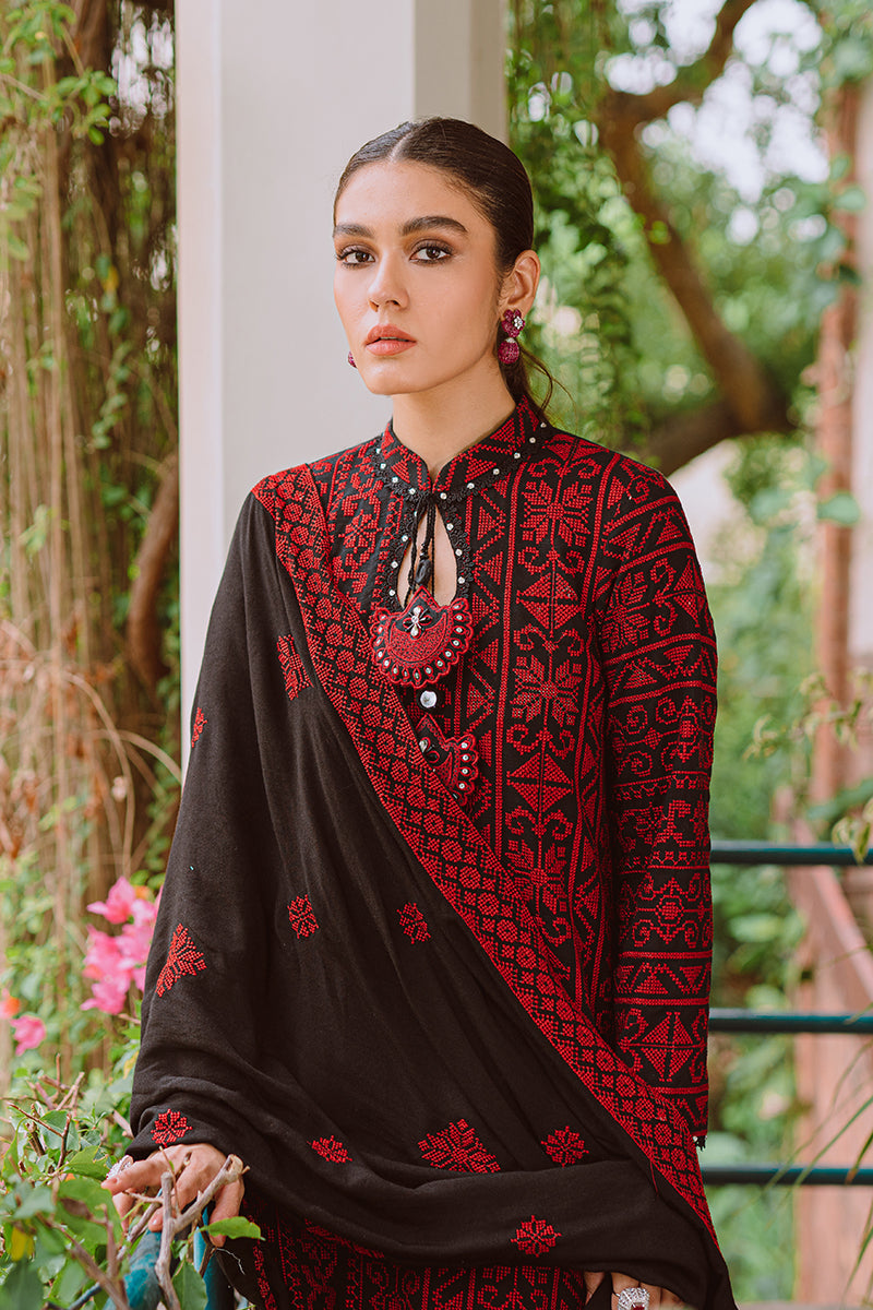ETHNIC MEADOW 2PC