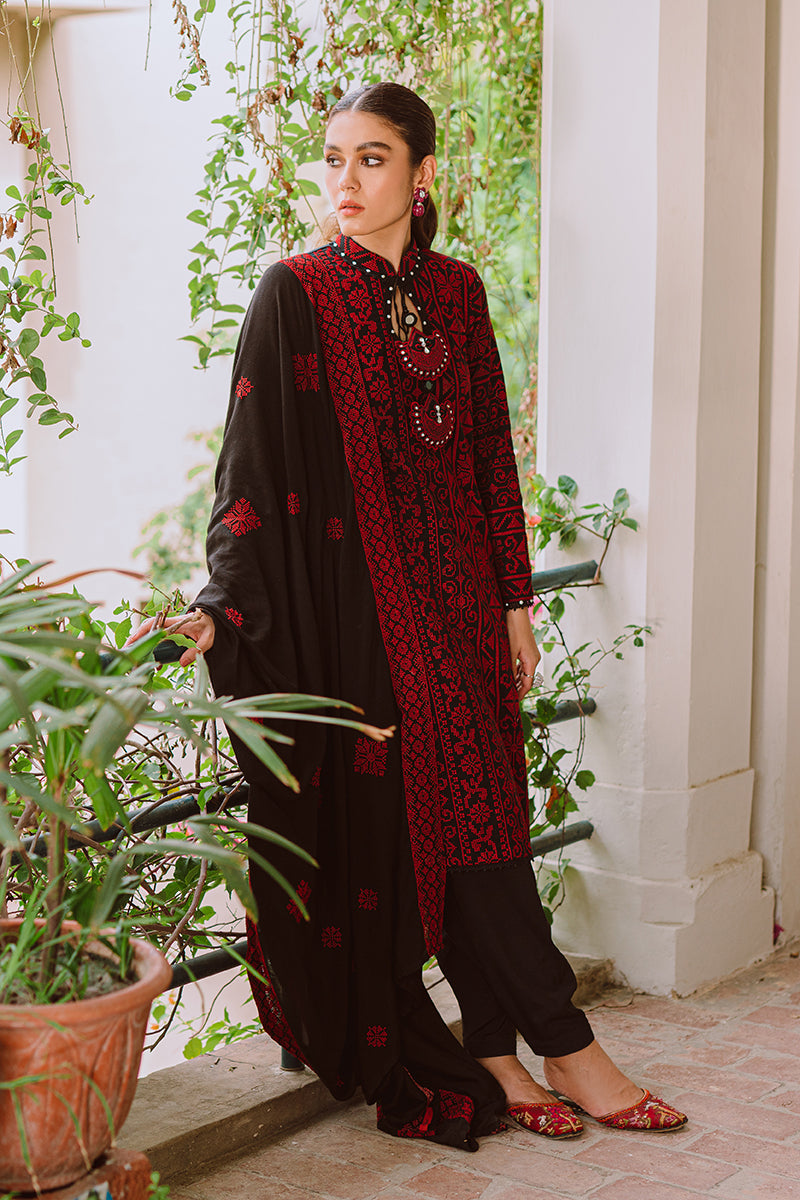 ETHNIC MEADOW 2PC
