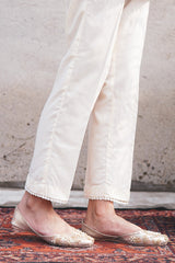 LACY STRAIGHT PANTS 2