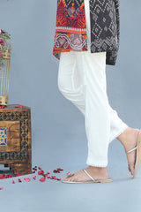 LACY STRAIGHT PANTS 3