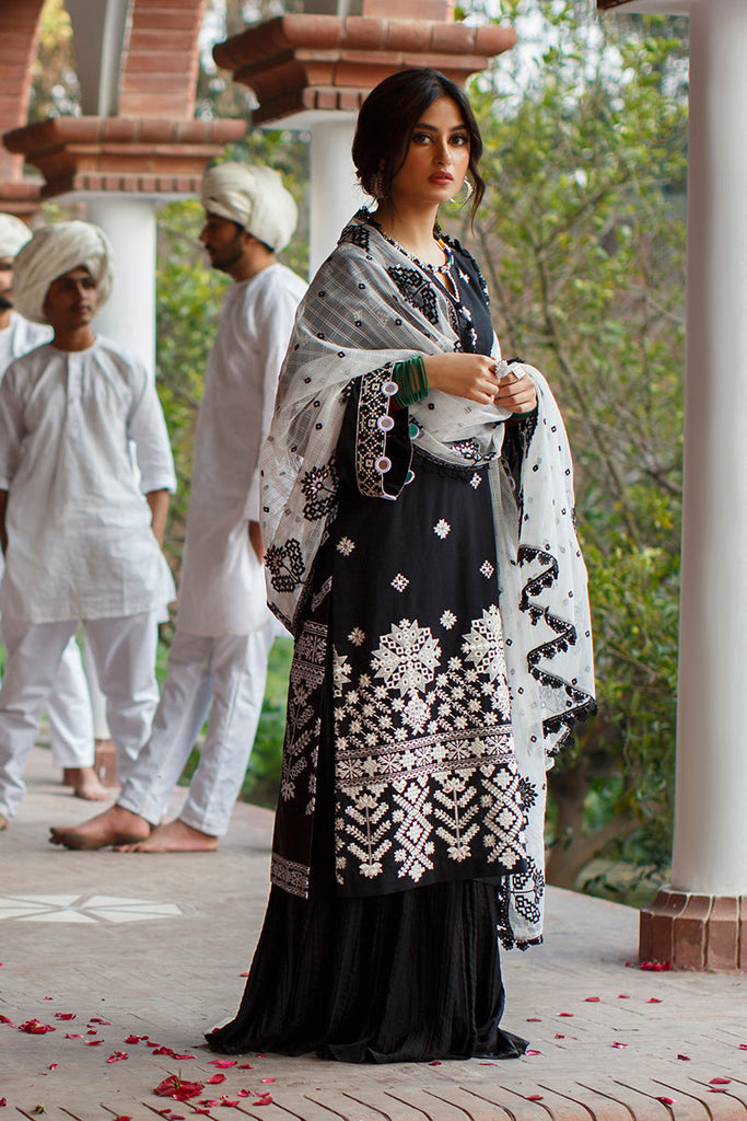 PROZE BLACK - EMBROIDERED LAWN - 3 PCS